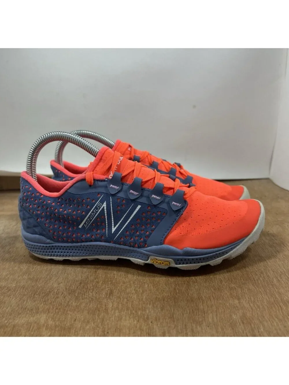 New Balance Minimus Road Womens Size 8 Orange Running Shoes Sneakers